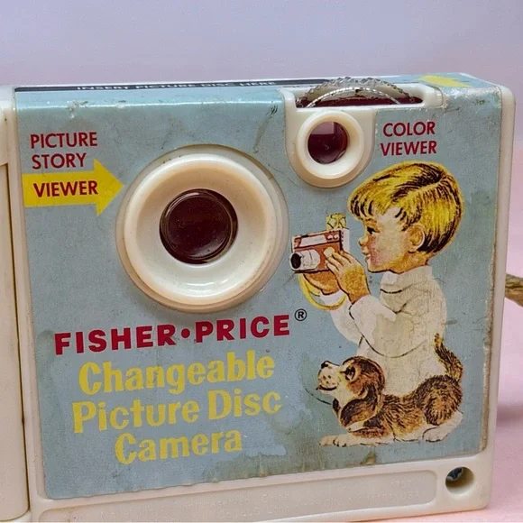 Fisher-Price Red Toy Camera with Yellow Lens and Strap - Picture 13 of 16